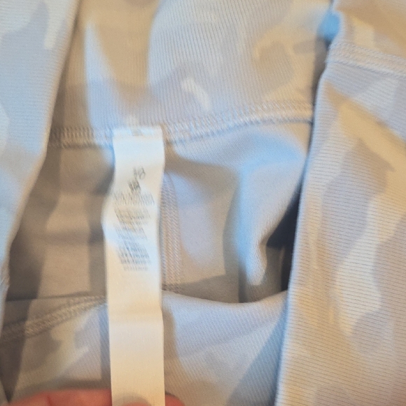 lululemon athletica Sky Blue Patterned Leggings - Picture 3 of 4